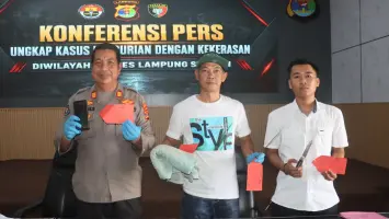 Ancam Korban dengan Golok, Polisi Tangkap Pelaku Curas di Kalianda
