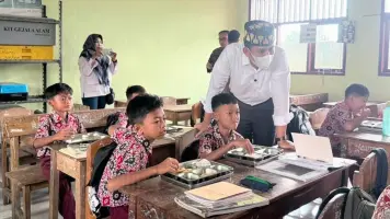Bupati Radityo Egi dan Kajati Lampung Pastikan Program MBG Berjalan Sesuai SOP