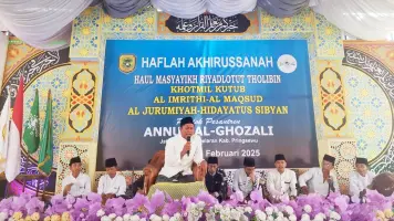 Ponpes Annur Al-Ghozali Jatirejo Gelar Pengajian Umum Haflah Akhrussanah Haul Masyayikh Riyadlotut Tholibin